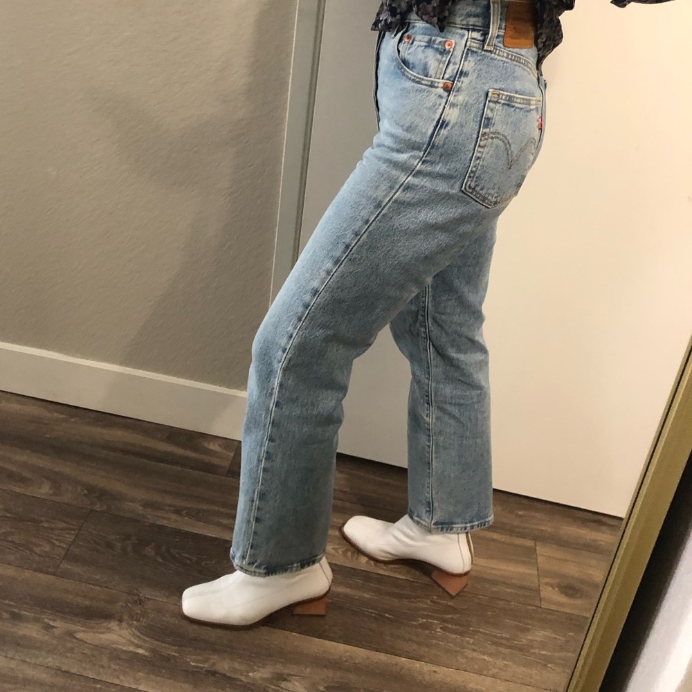 Levi’s Ribcage Straight Jeans in Tango Light